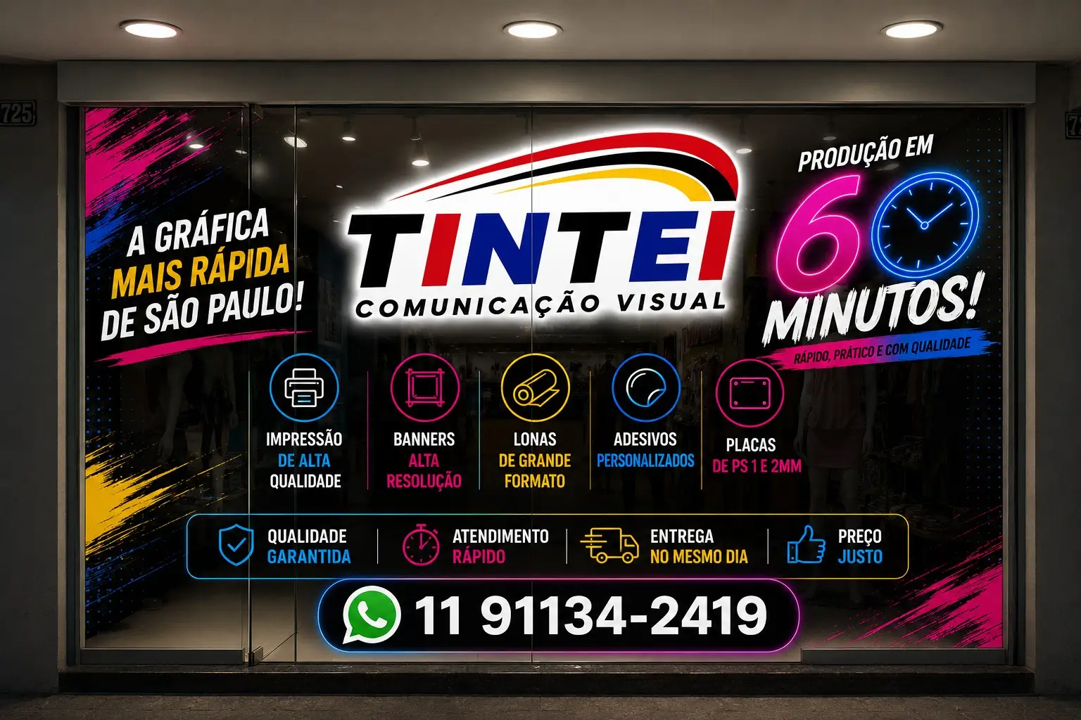 Fachada de loja com vidraça inteira adesivada, mostrando impressão de alta qualidade, banners, lonas, adesivos e placas